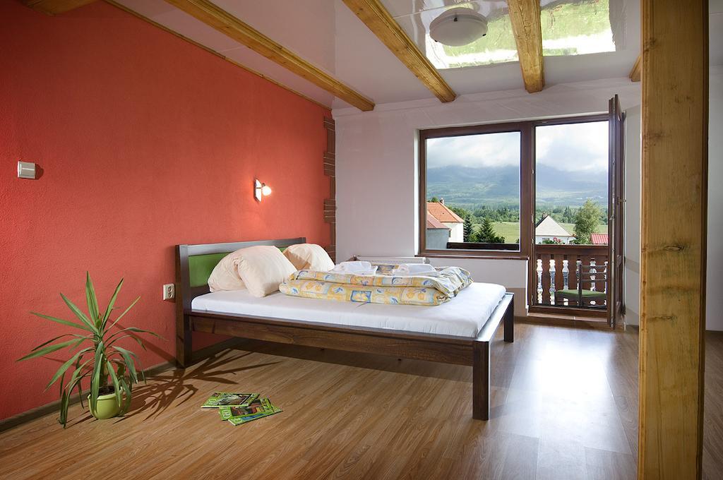 Penzion Rogalo Svit Chambre photo